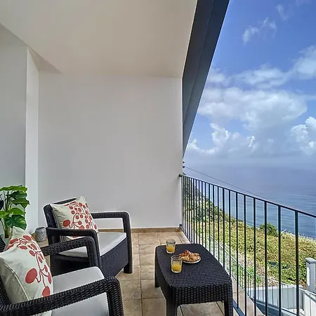 Vinhaticos By Atlantic