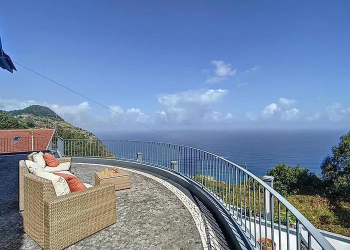 Vinhaticos By Atlantic * Porto Moniz